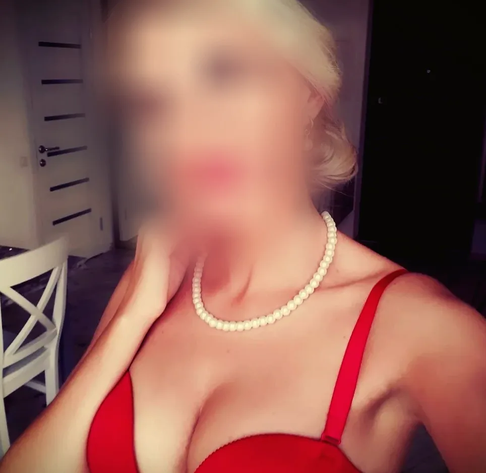 Tanja, 36